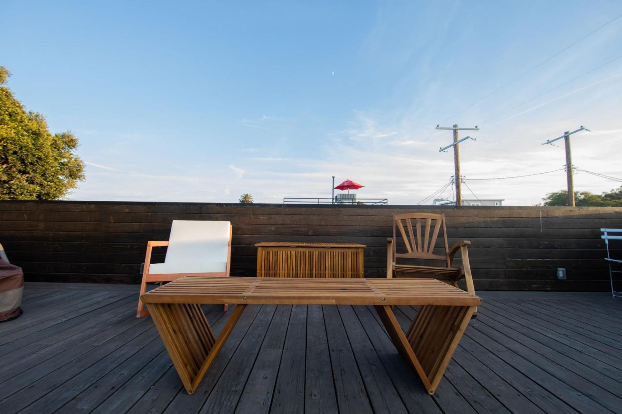 Apartment Venice Three Bedroom Rooftop House With Parking Los Angeles