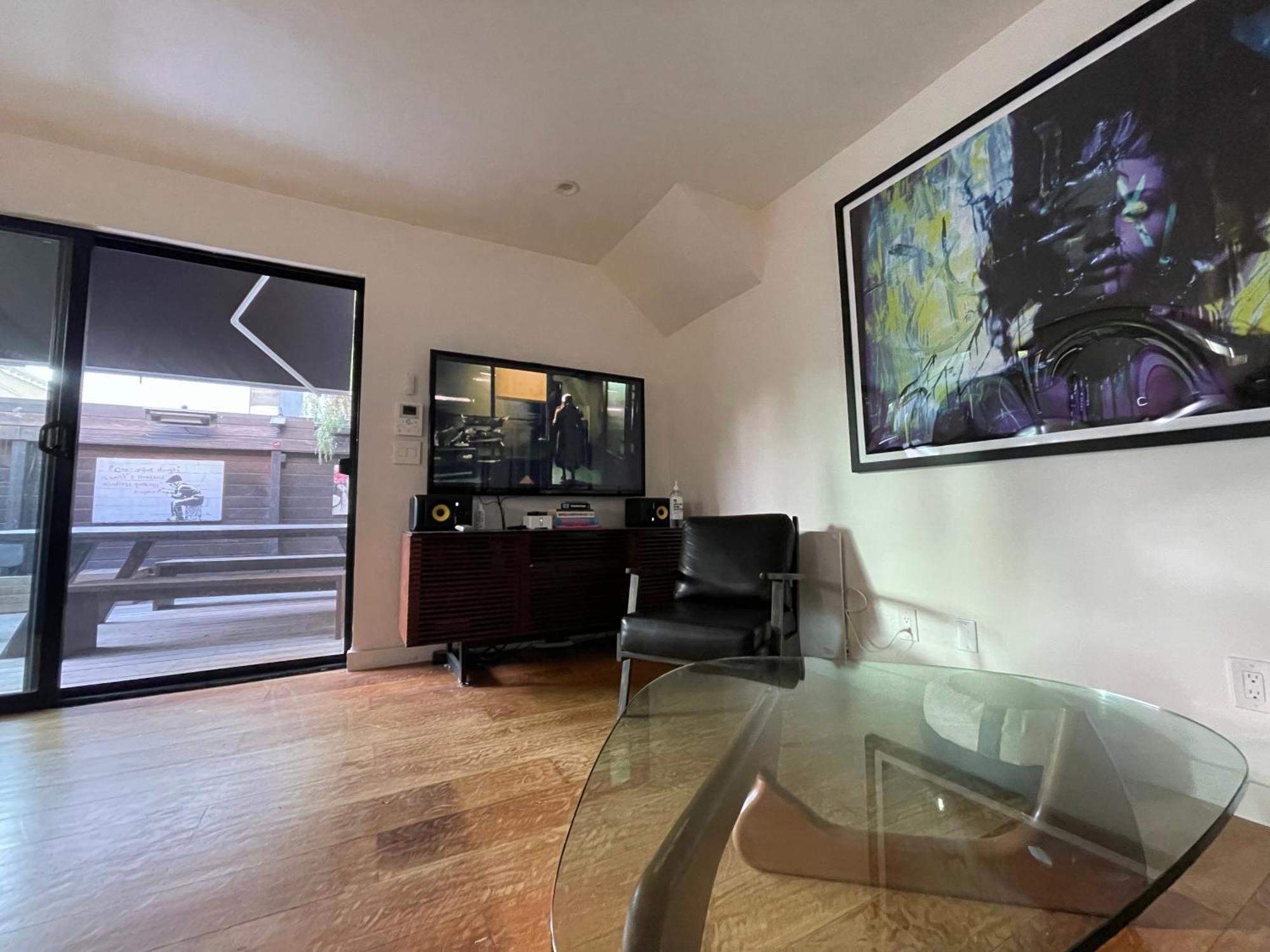 Venice Three Bedroom Rooftop House With Parking Apartment