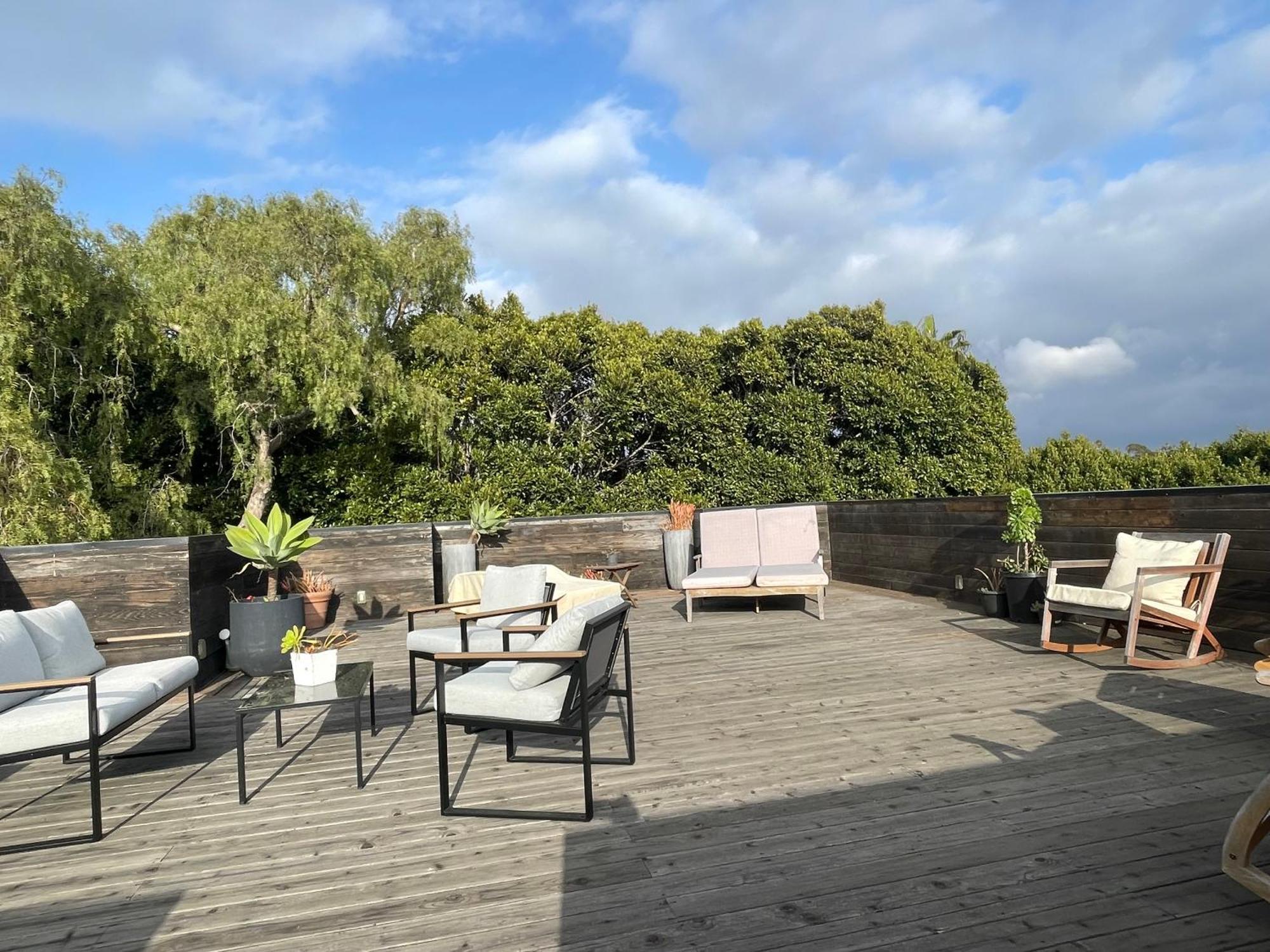 Apartment Venice Three Bedroom Rooftop House With Parking